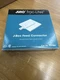 (1) NEW Juno Trac-Lite R21 WH White J-Box Feed Connector with Cover - 244NU0