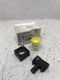 SIEMENS 3SB3 244-6AA30 PLASTIC ROUND YELLOW ILLUMINATED PILOT LIGHT NIB 